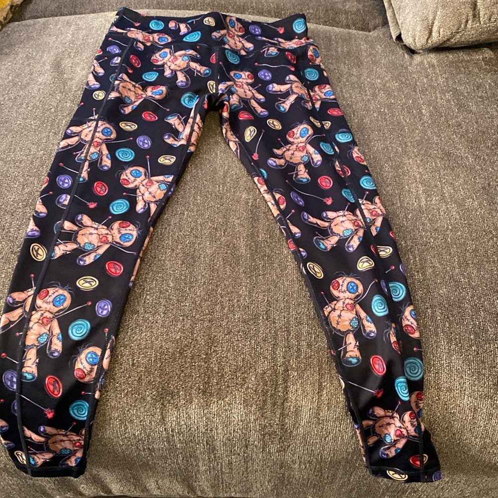 CVG Voodoo Doll Full Length Leggings Size Largee